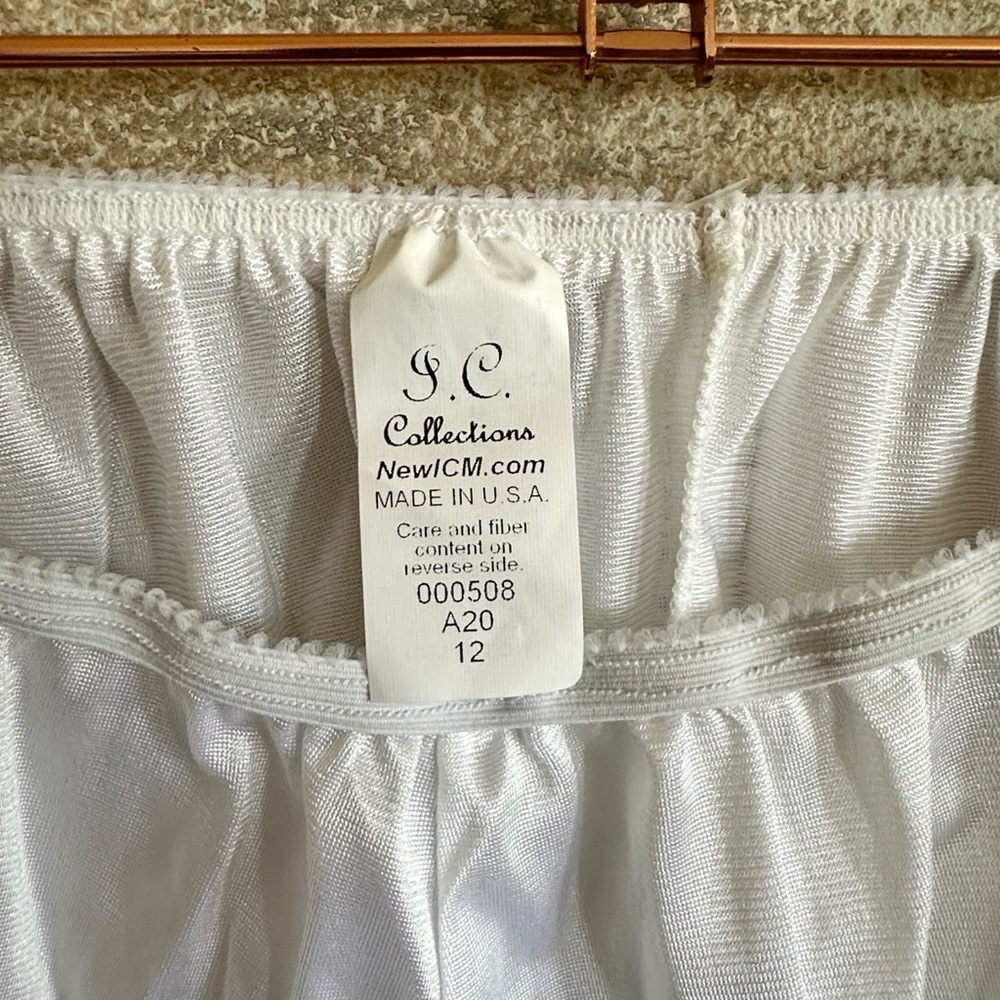 IC Collection White Nylon Half Slip - Picture 3 of 5